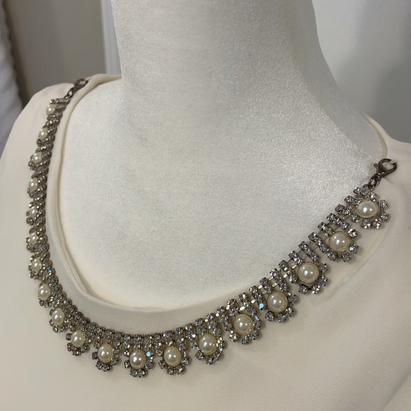 Cream sleeveless dress blouse w/detachable necklace.  Size L, never worn. - Picture 2 of 5